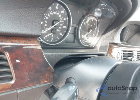 2008 BMW 328Xi z USA, uszkodzony, nr VIN WBAVC93558K043111